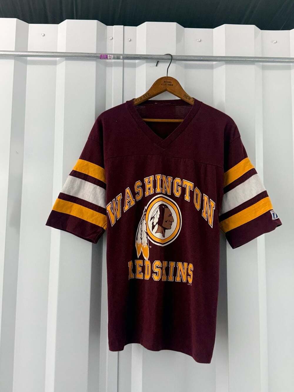 Vintage Logo 7 Washington Redskins Football Jersey V-Neck Burgundy Size Medium